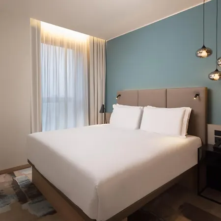 Hotel By Marriott Linate