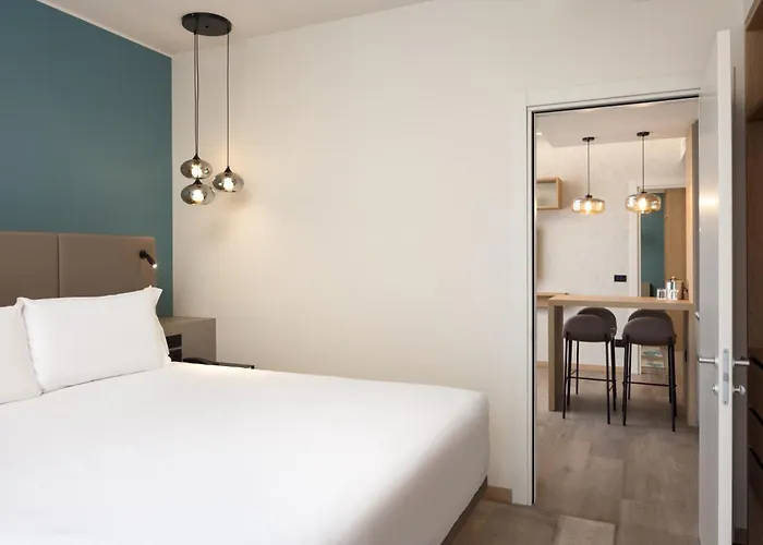 By Marriott Linate 호텔 *