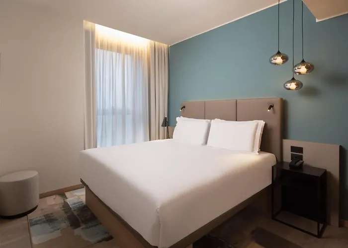 호텔 By Marriott Linate