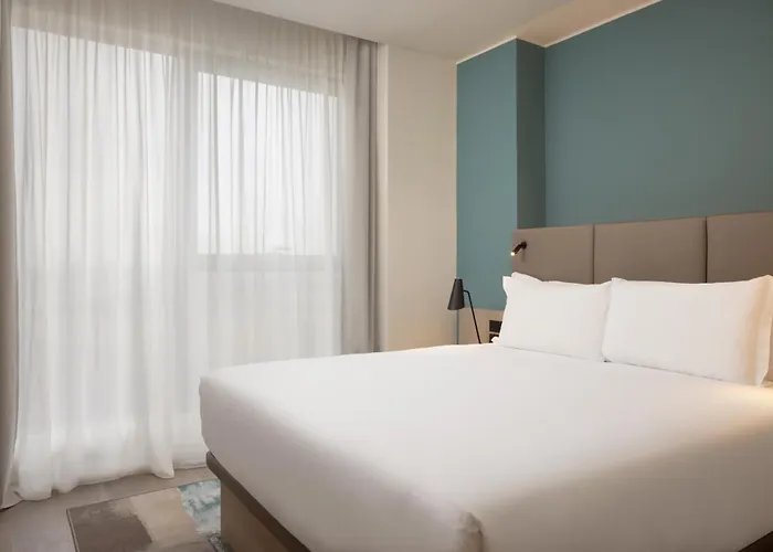 호텔 By Marriott Linate